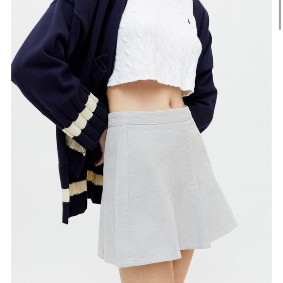 BDG Neutral Colored Skirt - Picture 2 of 8